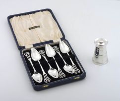 A set of six Edward VIII silver grapefruit spoons, Viner's Ltd, Sheffield, 1936