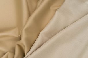 Elegant silky wool; Combination of a silky wool and synthetic mix