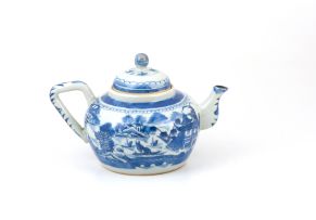 A Chinese blue and white teapot and cover, Qing Dynasty, early 19th century