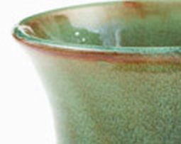 A Linn Ware mottled green-glazed vase