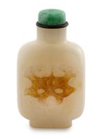 A Chinese jade snuff bottle, late 19th/early 20th century