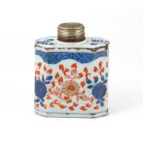 A Chinese blue and iron-red tea caddy, Qianlong (1735-1796)