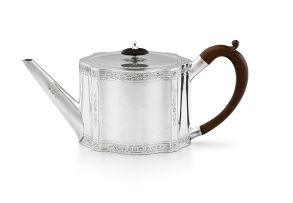 A George III silver teapot, Hester Bateman, London, 1783