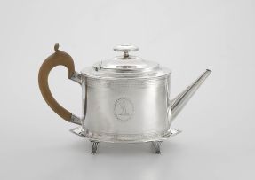 A George III silver teapot, Thomas Heming, London, 1781