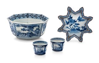 A Japanese blue and white bowl, early 20th century