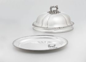 A Sheffield silver-plate oval meat dish and cover, Mappin & Webb, late 19th/early 20th century