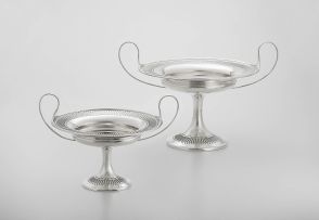 Two Edward VII silver two-handled tazzas, Mappin & Webb, London, 1908