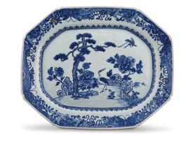 A Chinese blue and white Nanking dish, Qing Dynasty, 18th/19th century