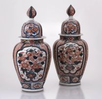 A near pair of Japanese Imari covered vases, late Meiji period (1868-1912)