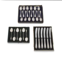 A cased set of twelve George V 'Dog Nose' pattern coffee spoons, Barker Brothers, Chester, 1916