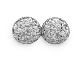 A Chinese Export silver belt buckle, Wang Hing, Canton, late 19th/early 20th century