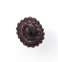 Bohemian garnet and gold ring, late 19th century