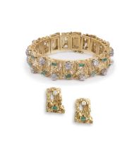 Emerald and 18ct yellow gold bracelet
