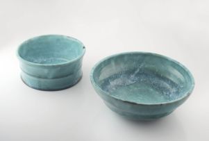 A Linn Ware green and turquoise-glazed bowl