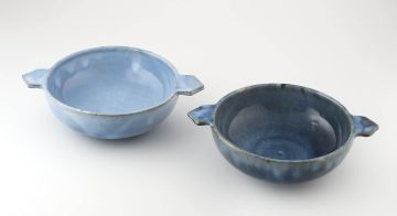 Two Linn Ware mottled blue-glazed consommé bowls