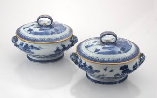 A near pair of Chinese Export blue and white ‘Nanking’ sauce tureens, Qing Dynasty, late 18th/early 19th century