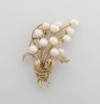 Pearl and gold spray brooch