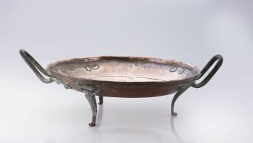 A copper and steel tart pan, 19th century