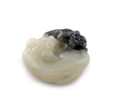 A Chinese white and grey jade carving of a dog and its pup, Qing Dynasty, 19th century