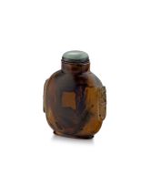 A Chinese ‘shadow’ agate snuff bottle, Qing Dynasty, 19th century