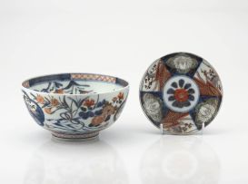 A Japanese blue and white Imari bowl, Meiji period (1868-1912)