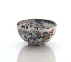 A Japanese blue and white Imari bowl, Meiji period (1868-1912)