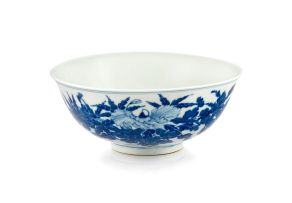 A Chinese blue and white bowl, Guangxu mark and period, 1875-1908