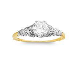 Single stone diamond and platinum ring