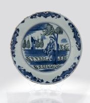 A blue and green faience dish, probably Dutch, late 18th/early 19th century