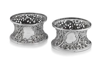 A pair of Irish silver dish rings, Edmund Johnson, Dublin, 1894