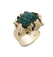 Dioptase and 9ct gold ring