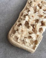 A Chinese Canton ivory card case, Qing Dynasty, late 18th century