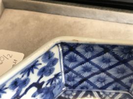 A pair of Japanese Arita blue and white bowls, early 19th century