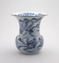 A Chinese Export blue and white spittoon, Qianlong period, 1736-1795
