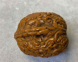 A Chinese walnut shell carving, late 19th/early 20th century