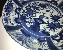 A Japanese Arita blue and white dish, Edo period, 17th century