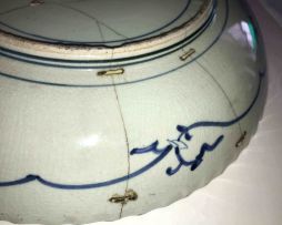 A Japanese Arita blue and white dish, Edo period, 17th century