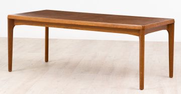 A Danish teak coffee table, 1960s, designed by Henning Kjaernulf for Vejle Stole Mobelfabrik, Denmark.