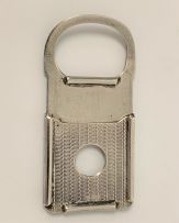 An Elizabeth II silver cigar guillotine cutter, William H Manton, Birmingham, 1976