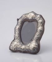 An Elizabeth II silver picture frame, Keyford Frames Ltd, London, 1989
