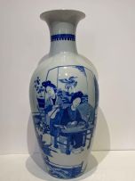 A Chinese blue and white vase, Qing Dynasty, late 19th century