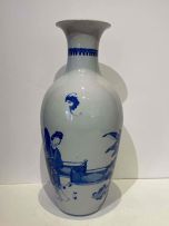 A Chinese blue and white vase, Qing Dynasty, late 19th century