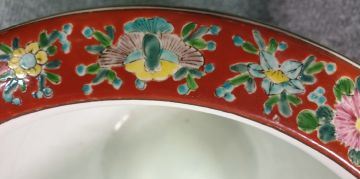 A Japanese enamelled jardinière, early 20th century