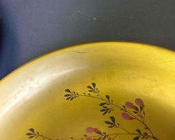 A set of seven Japanese red and gilt lacquer bowls and saucer dishes