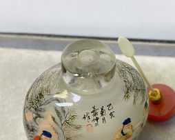 A Chinese inside-painted glass snuff bottle, Republic period, 1949-