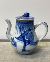 A Chinese blue and white vase, 17th/18th century