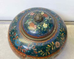 A Japanese cloisonné enamelled koro and cover, Meiji period, 1868-1912