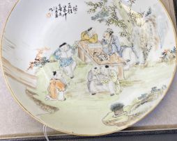 A Chinese famille-verte octagonal saucer dish, Kangxi period, 1662-1722