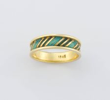 Enamel and 18ct gold ring