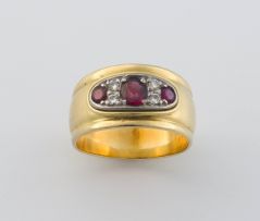 Ruby, diamond and 18ct gold ring
